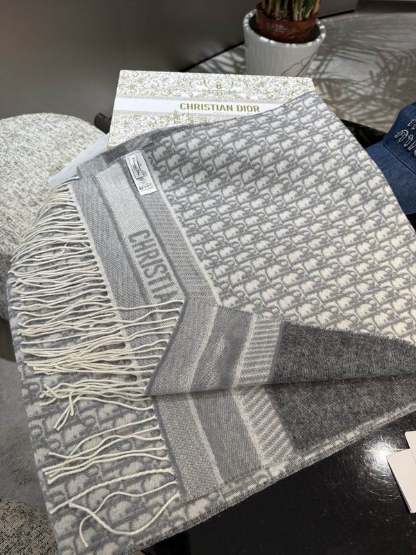 Dior scarf E123032